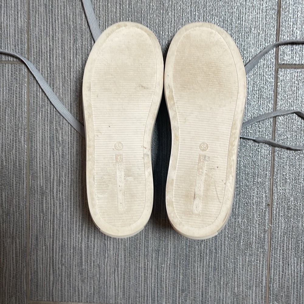 Zara Basic Collection Sneakers Size 5 Hardly Worn… - image 4